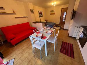 Area soggiorno di Limone central suite Mountain View