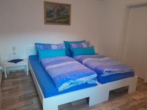 Katil atau katil-katil dalam bilik di Ferienwohnung Marion Franke