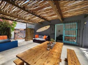 Χώρος καθιστικού στο Crinum House and cottages in Bloubergstrand