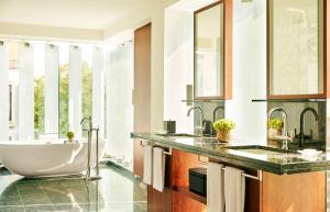 A bathroom at Park Hyatt Zurich – City Center Luxury