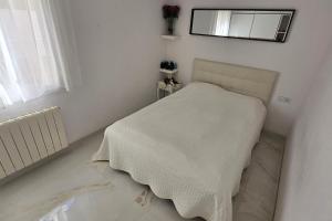 Posteľ alebo postele v izbe v ubytovaní Gorgeous and uniq 4-Bed Villa by medittranean sea