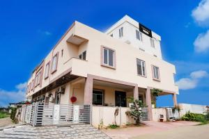 Afbeelding uit fotogalerij van Townhouse Mansarovar Formerly Hotel Palm Tree in Jaipur