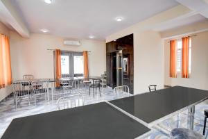 Afbeelding uit fotogalerij van Townhouse Mansarovar Formerly Hotel Palm Tree in Jaipur