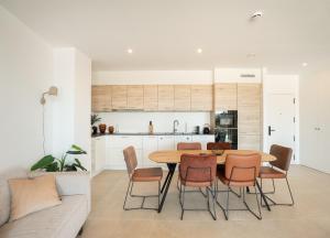 Pure Sea Apartments Villajoyosa的厨房或小厨房