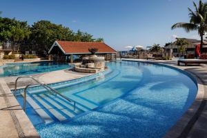 Bassein majutusasutuses Sandals Ochi Beach All Inclusive Resort - Couples Only või selle lähedal
