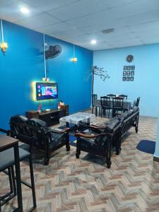 TV a/nebo společenská místnost v ubytování SR Kampar Homestay, Bandar Baru Kampar