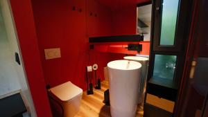 Kúpeľňa v ubytovaní Concept Village Piccola Gardiola + 37 fotografií