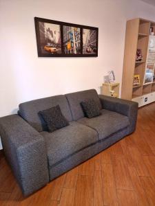 Ruang duduk di 7 min Airport, 15 min Fiera di Roma, WiFi, Garden, 2 TV HD +73 gambar