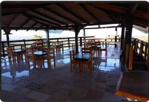 Restaurace v ubytování Vista Montaña Jimenoa De La Rosa