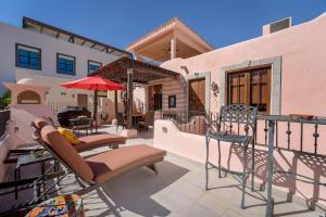 Balkón nebo terasa v ubytování CASA DE ALOHA cozy 2-bedroom, 2 bathrooms Home