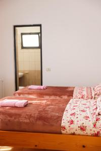 Postel nebo postele na pokoji v ubytování Haka Guesthouse