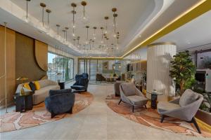 Χώρος καθιστικού στο voco Beirut Central District by IHG