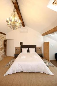 Ảnh trong thư viện ảnh của Charming historic gem with modern flair in Leynhac ở Leynhac +12 ảnh