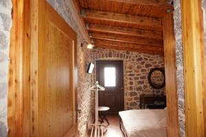 Foto dalla galleria di Ogustus Four Seasons Residence a Koupiá