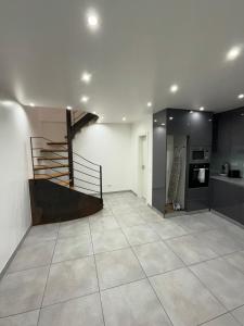 Kuchyň nebo kuchyňský kout v ubytování Chambre Centre Esch-sur-alzette