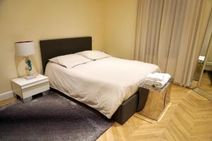 Postel nebo postele na pokoji v ubytování Logement aux portes de Monaco