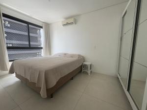 Imagen de la galería de Apartamento no Shopping Vesta, com piscina!, en Torres 4 fotos más