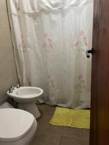 Et badeværelse på Cabañas el Gauchito + 18 billeder