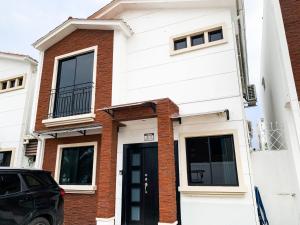 Afbeelding uit fotogalerij van 3 dormitorios piscina privada BBQ parking free in SamborondÃ³n