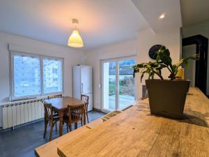 Gambar di galeri bagi Gîte confortable avec terrasse et vue montagne, proche loisirs et pistes - FR-1-589-755 di Saulxures-sur-Moselotte