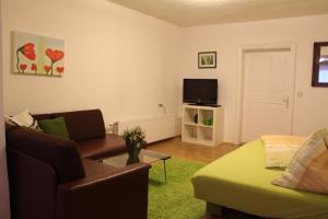 Μια τηλεόραση ή/και κέντρο ψυχαγωγίας στο Stadtappartements Oppeneiger