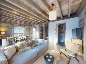 Χώρος καθιστικού στο Cosy chalet in Vex with balcony