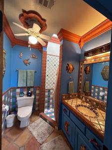 Ένα μπάνιο στο Waterfront beach house! La Casita de la 3ra Edad