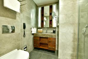 A bathroom at Somerset Maslak Istanbul