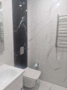 Ένα μπάνιο στο Sea Breeze Park Residence +7 φωτογραφίες