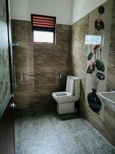 Ένα μπάνιο στο Luxe Laguna