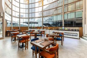 Restaurace v ubytování Four Points Flex by Sheraton Ankara Cukurambar