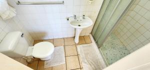 Et badeværelse på Jackpot - Sleeps 8 + 17 billeder