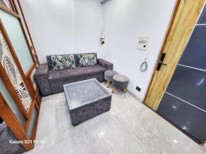 Fotografie z fotogalerie ubytování VacationBuddy Superb Furnished Studio Apartment 720 in West Delhi v Novém Dillí + 15 fotografií