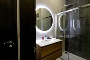 Ένα μπάνιο στο Pietro Private Villas - Serviced by Pietro Boutique Hotel +28 φωτογραφίες