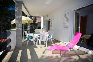 Patio nebo venkovní prostory v ubytování Apartments Vrgada