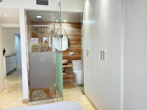 Kúpeľňa v ubytovaní Rentaly Holidays Apartamento Playa Almeria + 34 fotografií