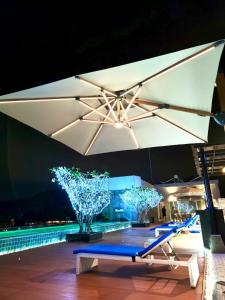Πισίνα στο ή κοντά στο Ratana Platinum Resort Kamala