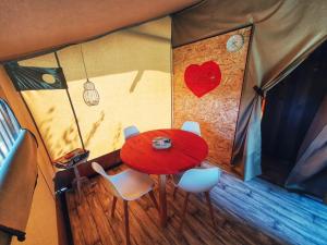 Camping des vignes的休息区