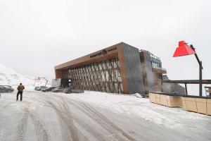 Ski In Out Apartment In New Gudauri For 4 v zimě