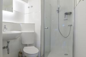Koupelna v ubytování EasyOne Apartments