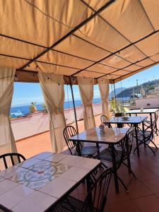 Gallery image of EnzoilNegro home in Lipari