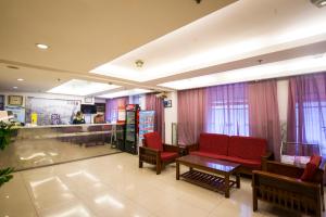 El vestíbulo o zona de recepción de Motel Shanghai Pudong Lianyang New International Expo Centre