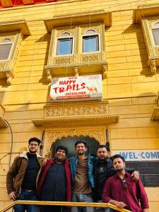 Huéspedes de Happy Trails Jaisalmer