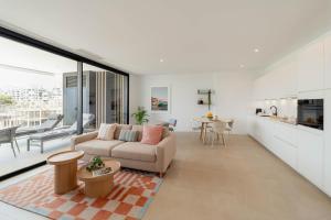 Pure Sea Apartments Villajoyosa的休息区