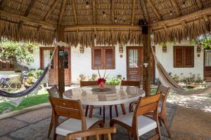 Patio nebo venkovní prostory v ubytování Vila Mani Atins Casa com Piscina