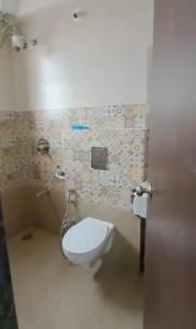 Ένα μπάνιο στο Music Villa