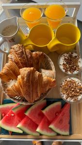 Jedlo v ubytovaní bed & breakfast alebo blízkom okolí
