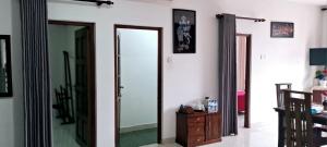 Μια τηλεόραση ή/και κέντρο ψυχαγωγίας στο Mountain Villa Kandy
