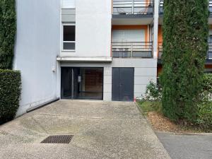 Φωτογραφία από το άλμπουμ του Le Montesquieu, Appartement 2 à 4 personnes, Garage Privé σε Villefranche-sur-Saone