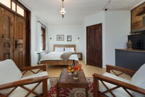 Postel nebo postele na pokoji v ubytování Kiketi Farm Hotels